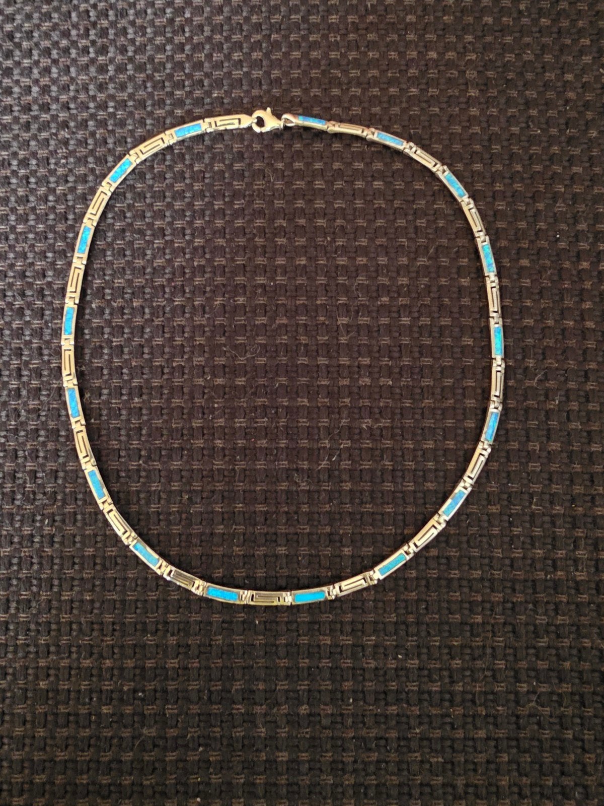 Griekse meander, blue opal, ketting, armband en oorbellen., Nieuw, Ophalen of Verzenden, Met edelsteen, Zilver