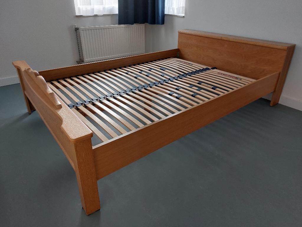 Bed, Huis en Inrichting, Slaapkamer | Bedden, Ophalen, Gebruikt, Eenpersoons, Klassiek