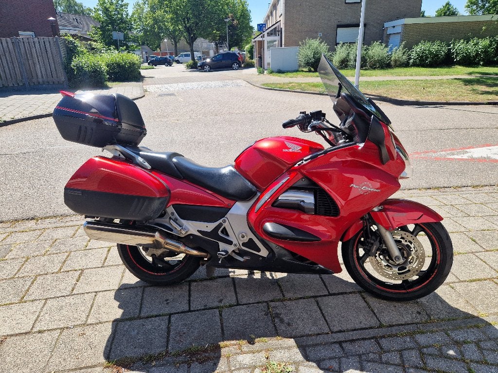 Honda Pan European ST1300 ABS Toermotor - 2002 - Rood, 4 cilinders, Motorrijbewijs A, Gebruikt, Particulier