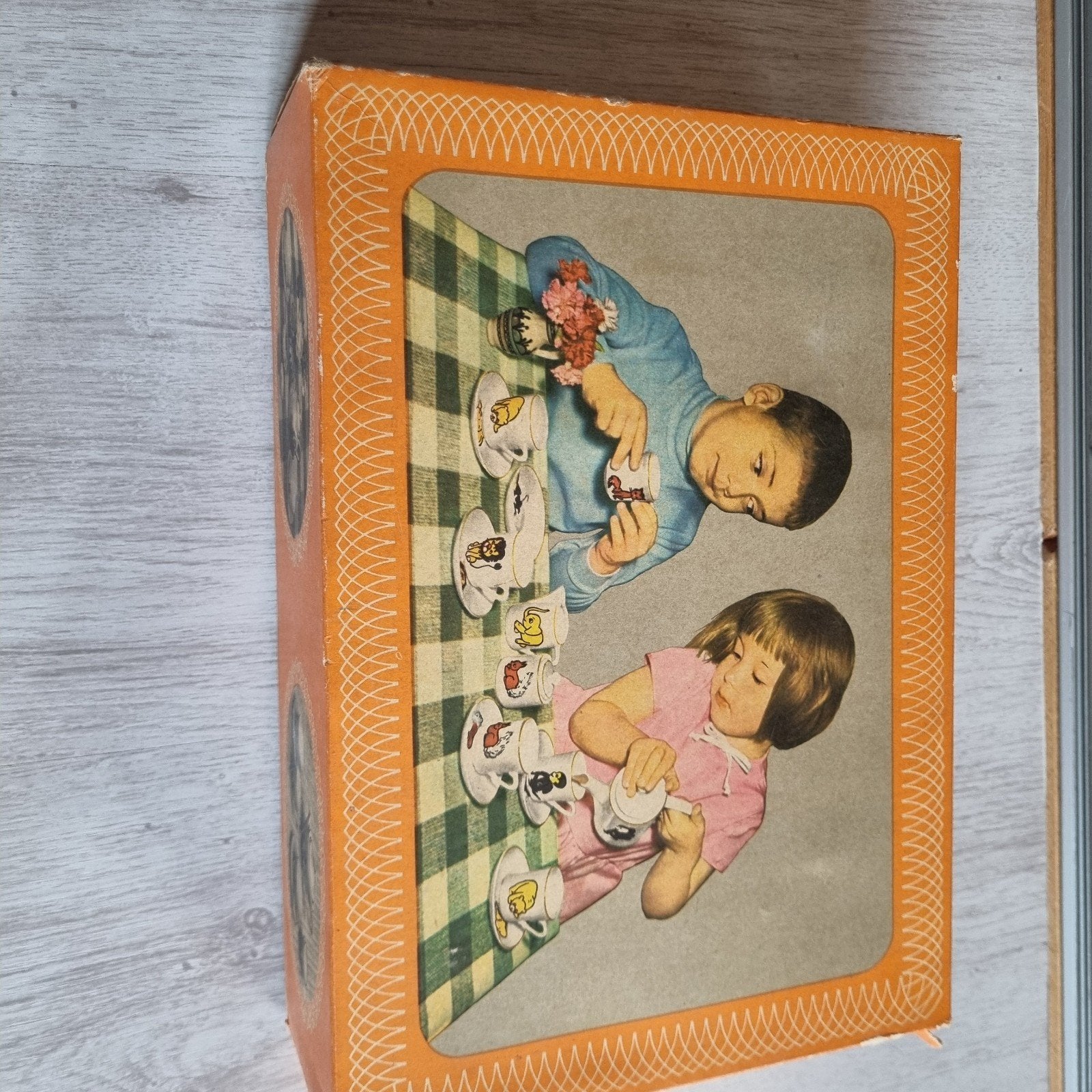 Vintage kinderserviesje met theepot en kopjes, Ophalen, Jongen of Meisje