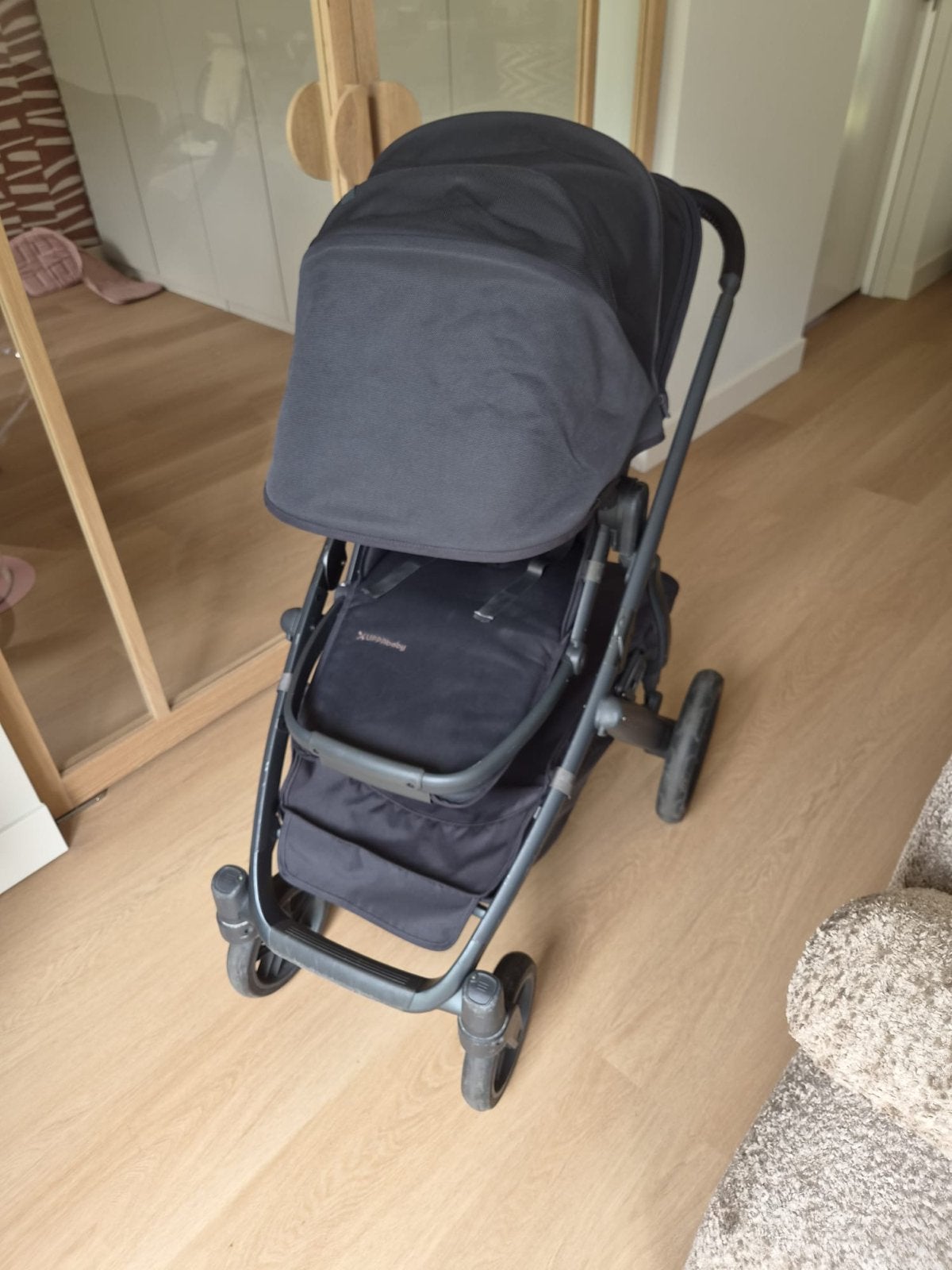 UPPAbaby Vista V2 Kinderwagen met reiswieg, Kinderen en Baby's, Kinderwagens en Combinaties, Gebruikt, Ophalen of Verzenden, Met reiswieg