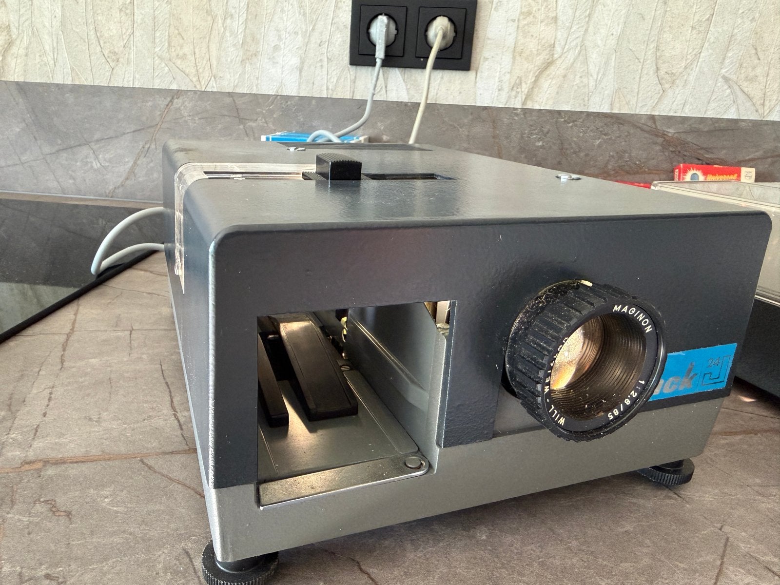 Rinck Maginon Diaprojector - Functioneel en Compleet, Ophalen of Verzenden, Gebruikt