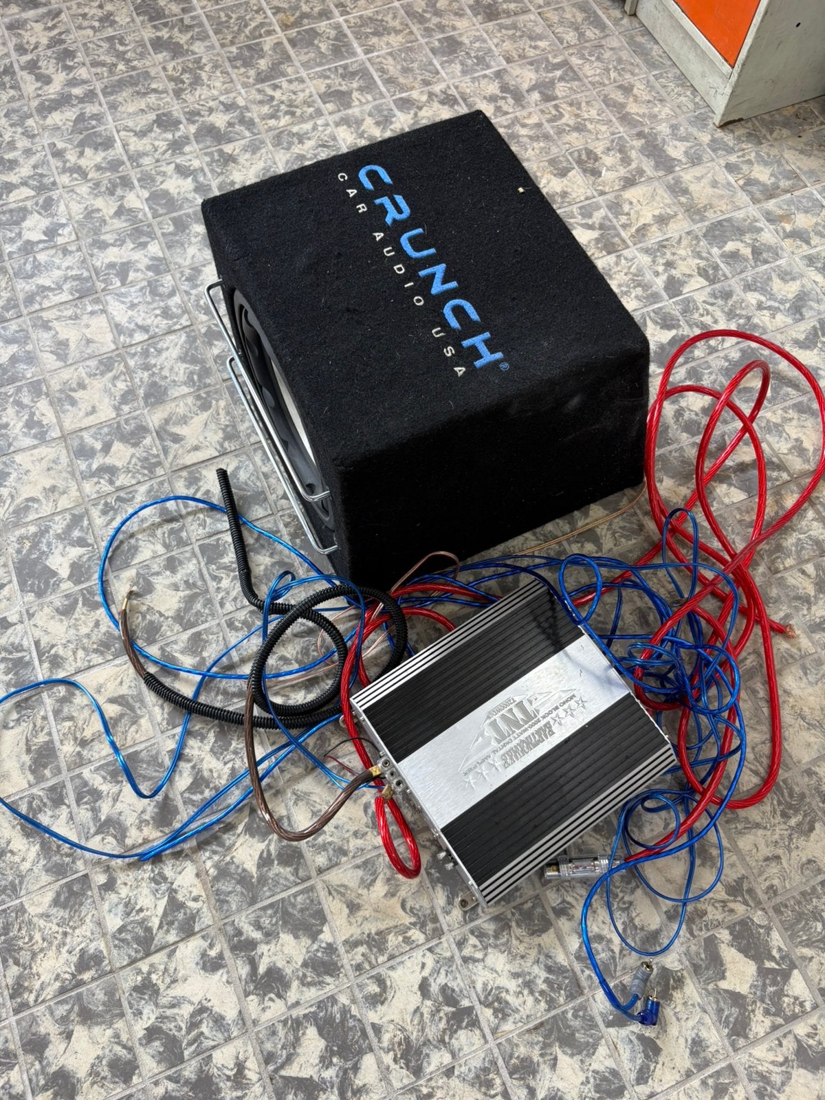 Subwoofer met versterker, Auto diversen, Autospeakers, Ophalen, Gebruikt