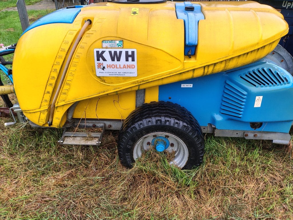 kwh spuit, Ophalen, Zo goed als nieuw, Onkruidbestrijding