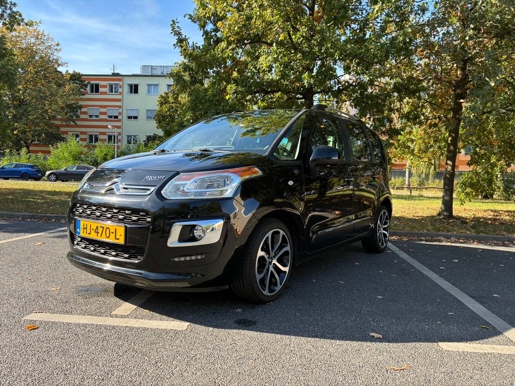 Citroën C3 Picasso 1.2 VTI 81KW/110PK 2015 Zwart, Auto's, Voorwielaandrijving, Dealer onderhouden, Zwart, 1199 cc