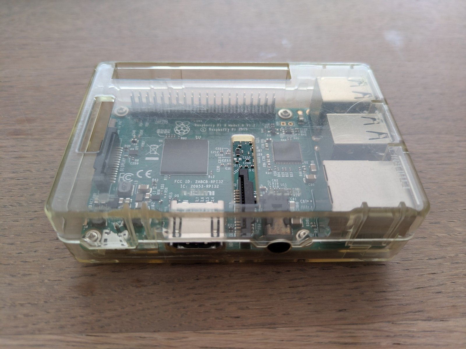 Raspberry Pi 3 Model B+ met behuizing, Computers en Software, Desktop Pc's, Zo goed als nieuw, Minder dan 2 Ghz, Minder dan 4 GB