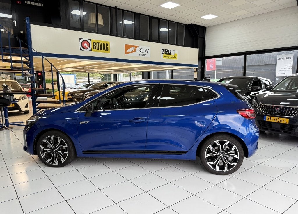 Foto 10 van Mitsubishi Colt 1.6 HEV Instyle 8 Jaar Fabriek Garantie