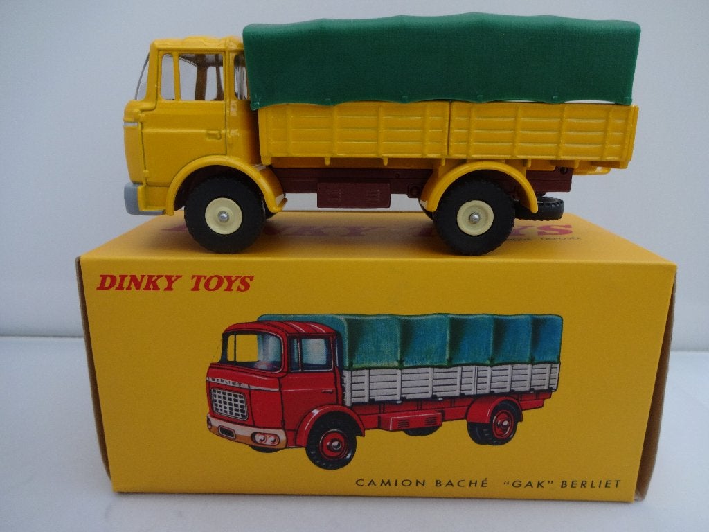Berliet G.A.K. geel Camion Bache nr: 584 van Dinky Toys 1:50, Ophalen of Verzenden, Nieuw, Bus of Vrachtwagen, Dinky Toys
