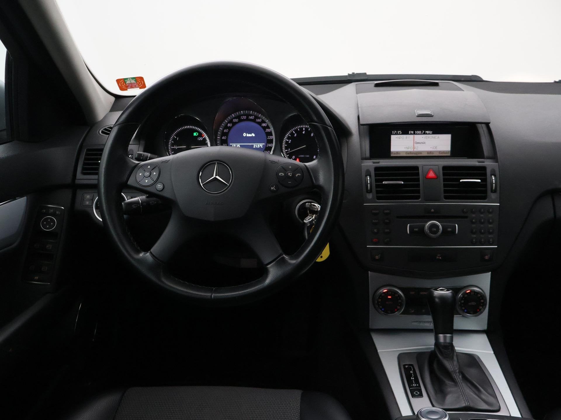 Mercedes-Benz C-klasse Estate 180 CGI AUT. AVANTGARDE + SCHU, Auto's, Mercedes-Benz, Euro 5, 1796 cc, 84 €/maand, 750 kg
