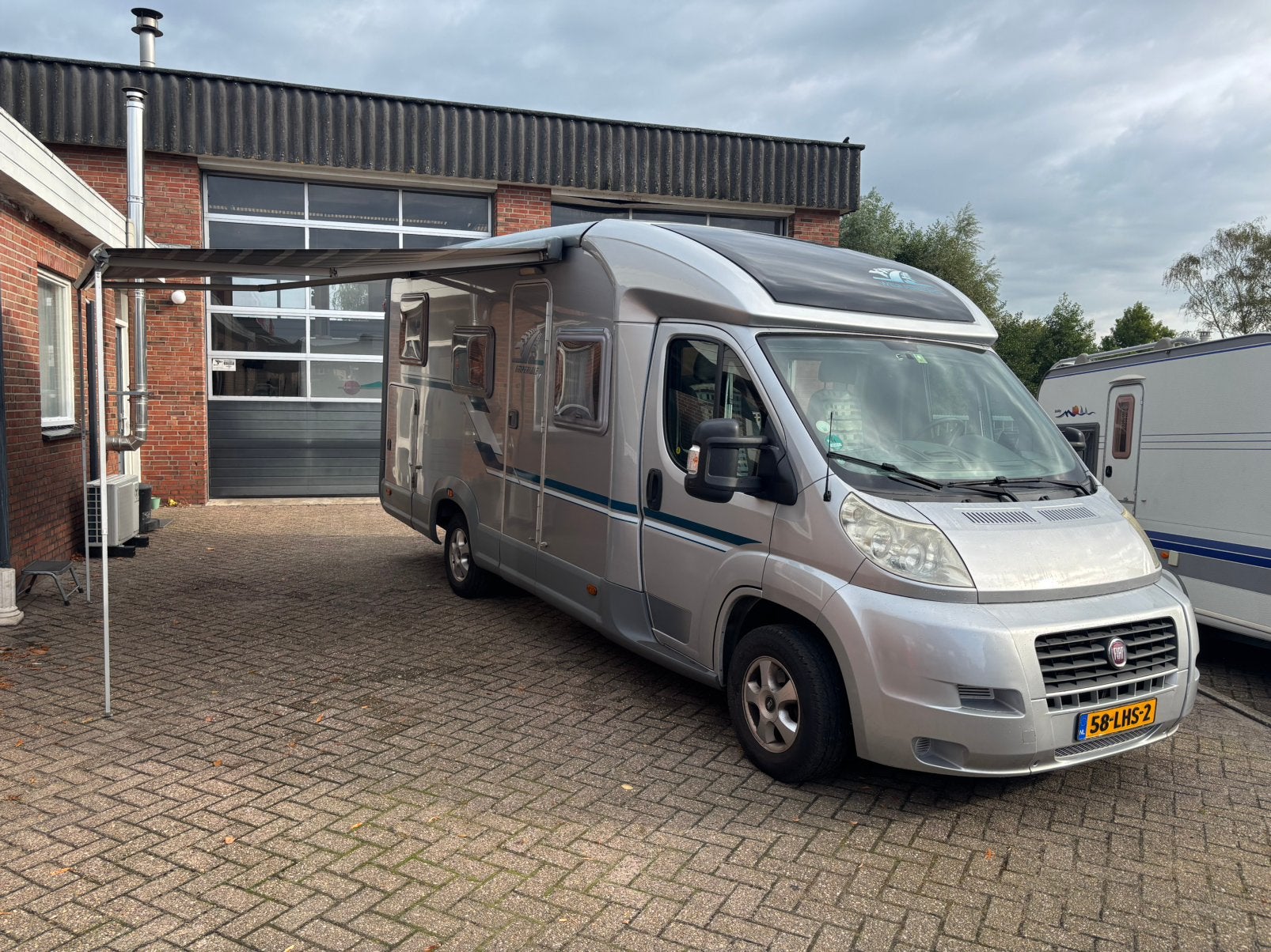 FIAT WEINSBERG | 3.0 Liter | 2008 |  MAXXFANN | LUIFEL, Caravans en Kamperen, Campers, Weinsberg, Ringverwarming, Fiat, Luifel