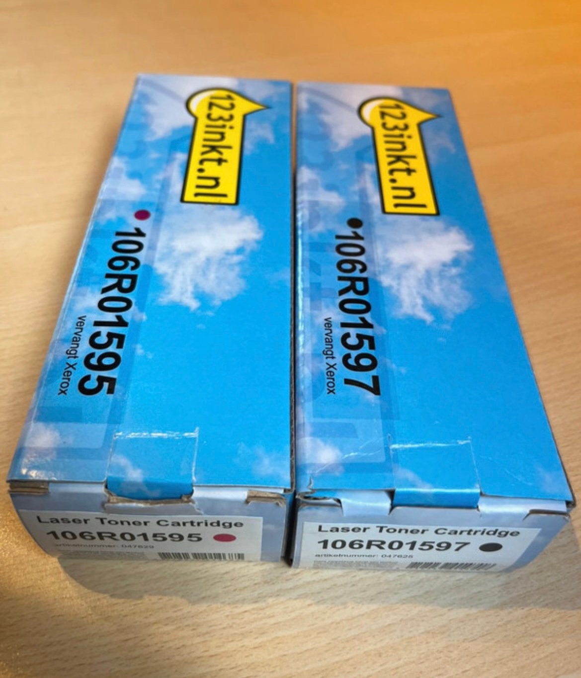 Xerox 106R01595 toner magenta en Xerox 106R01597 toner zwart, Computers en Software, Ophalen of Verzenden, Nieuw, Toner