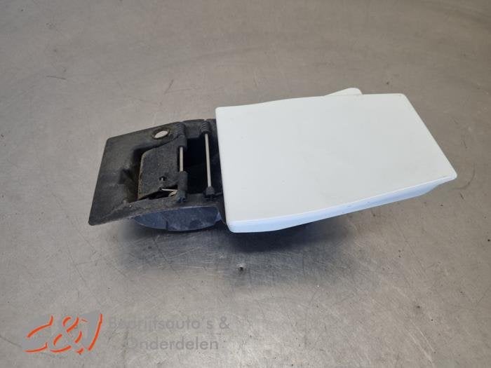 Tank Klep van een Renault Trafic, Auto-onderdelen, Carrosserie en Plaatwerk, Renault, Gebruikt, 3 maanden garantie, Ophalen of Verzenden