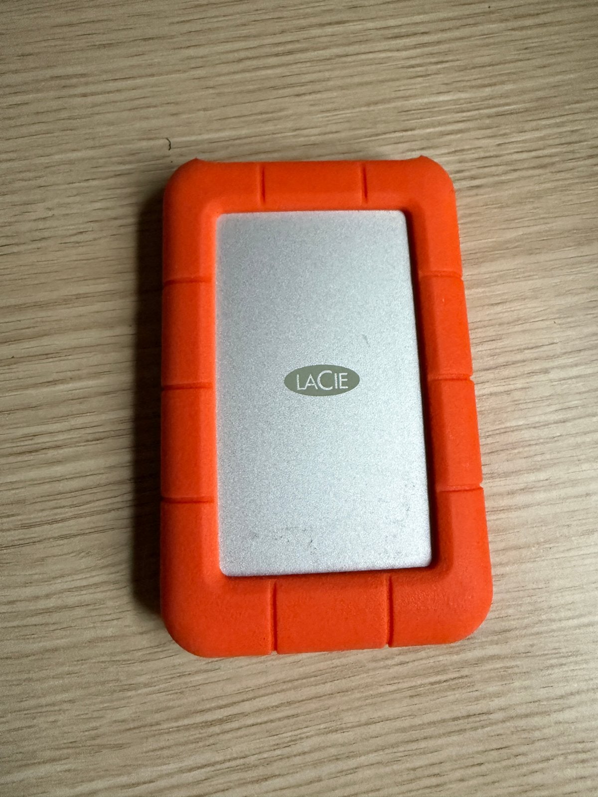 LaCie Rugged Externe Harde Schijf - Neil Poulton Design, Gebruikt, Server, HDD, Ophalen of Verzenden