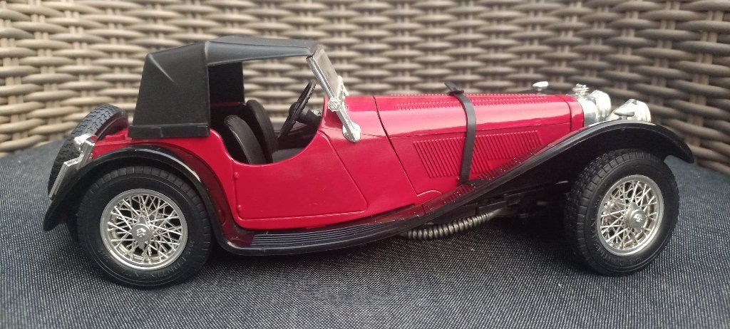 modelauto, Hobby en Vrije tijd, Ophalen of Verzenden, Zo goed als nieuw, Auto, Bburago