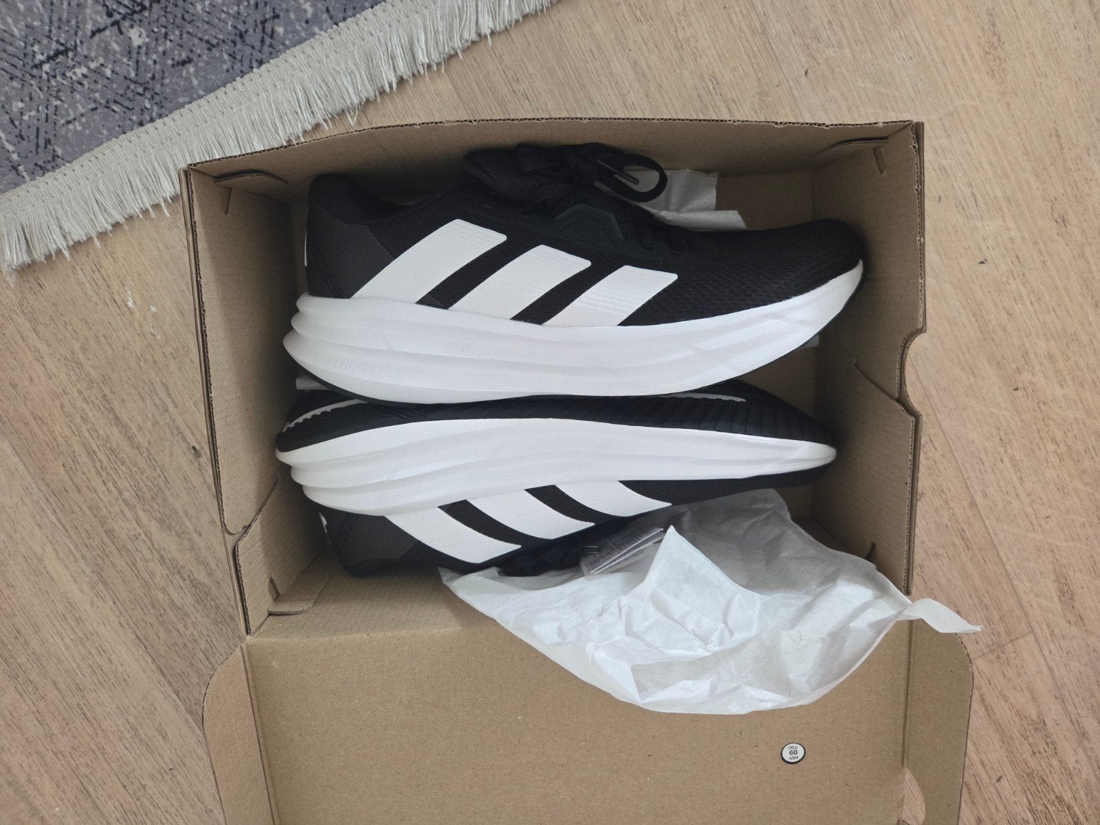 Nieuwe Adidas sneakers maat 41 1/3, Adidas, Zwart, Nieuw, Ophalen of Verzenden