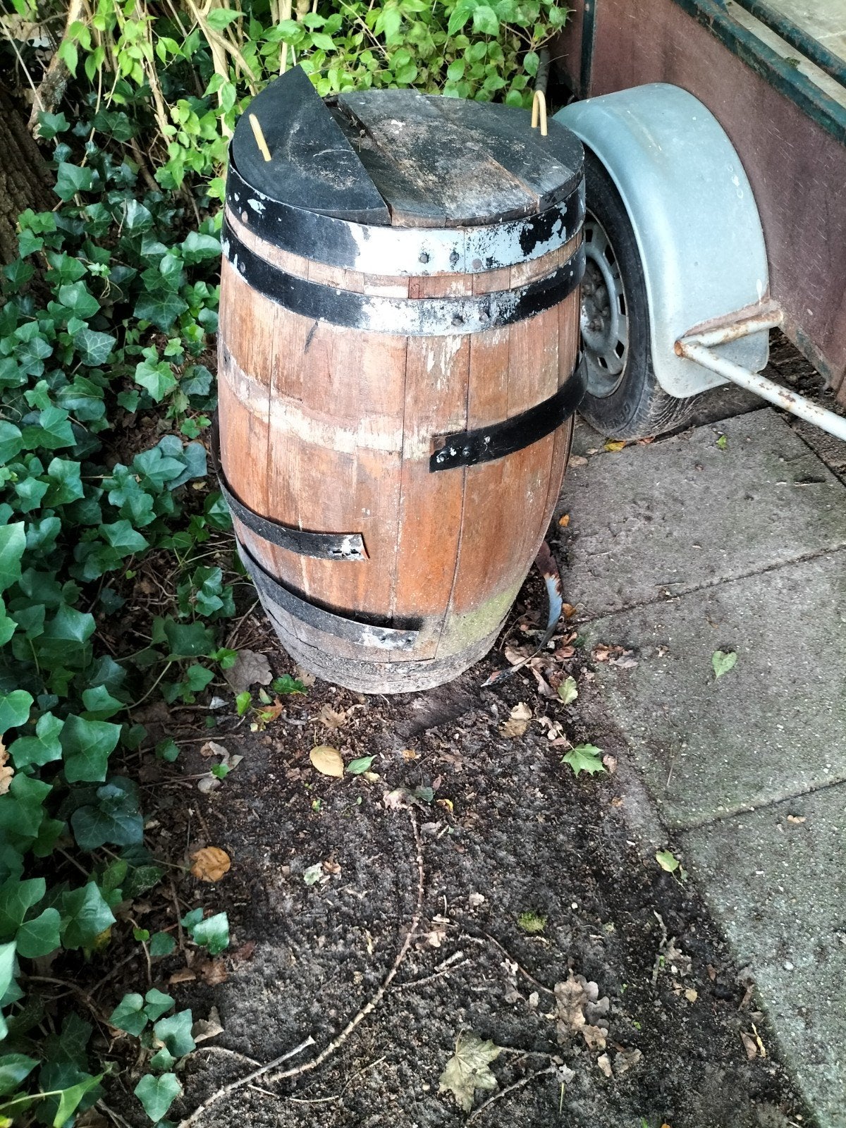 wijnvat met wat ooknapwerk, Tuin en Terras, Regentonnen, 150 liter of meer, Ophalen of Verzenden, Gebruikt, Hout