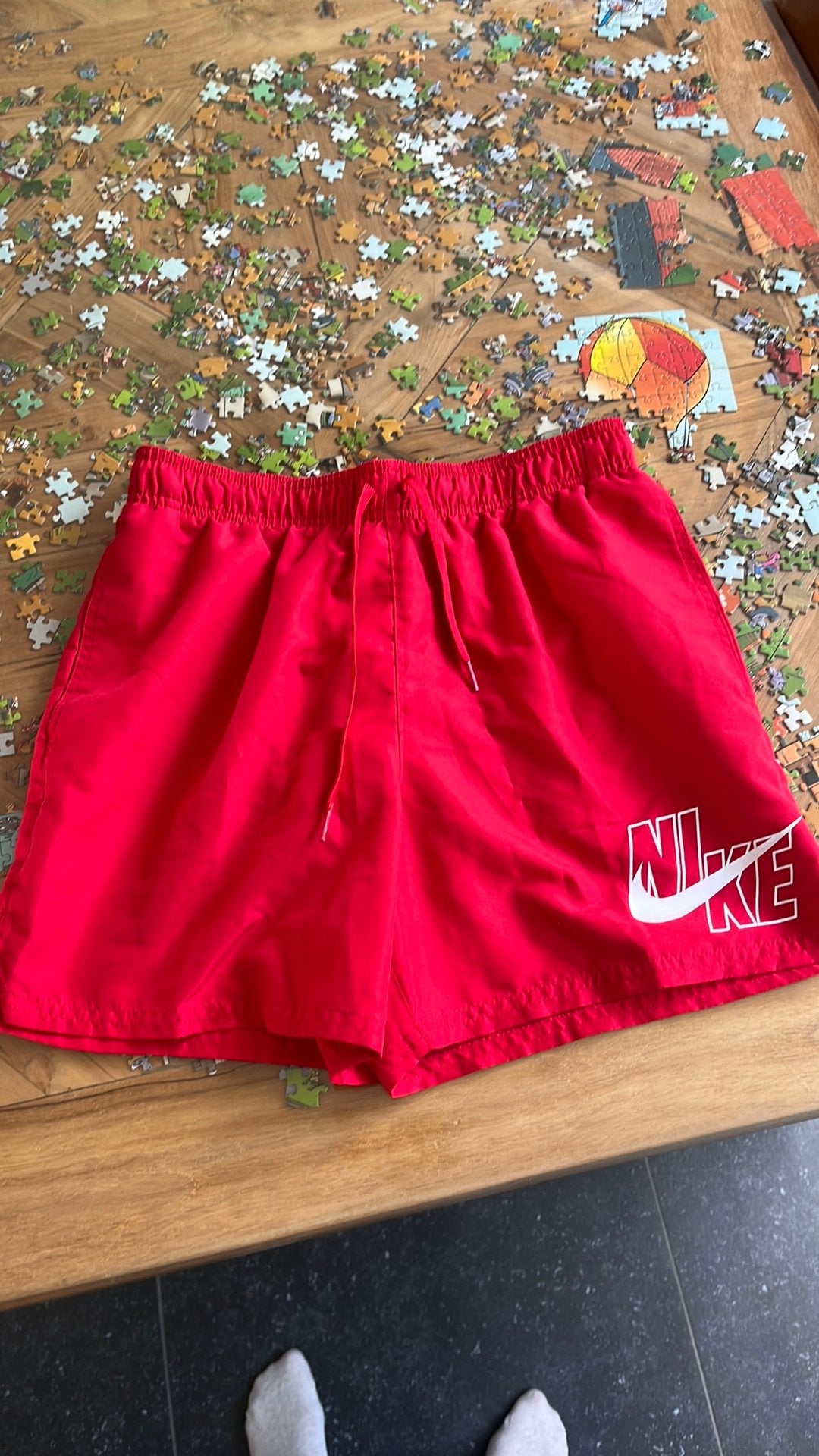 Nike zwembroek zgan nieuw, Verzenden, Maat 48/50 (M), Rood, Zwemshort