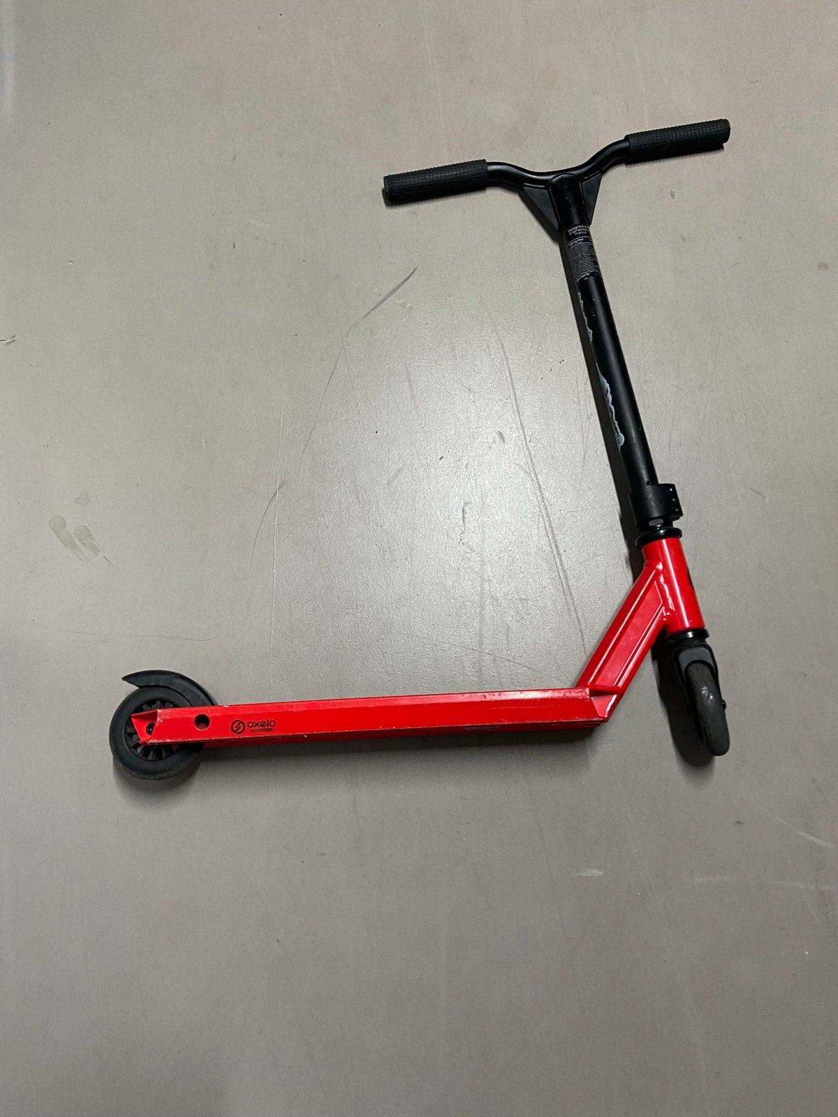 Oxelo Stuntstep - Rood/Zwart, Ophalen, Gebruikt, Gewone step