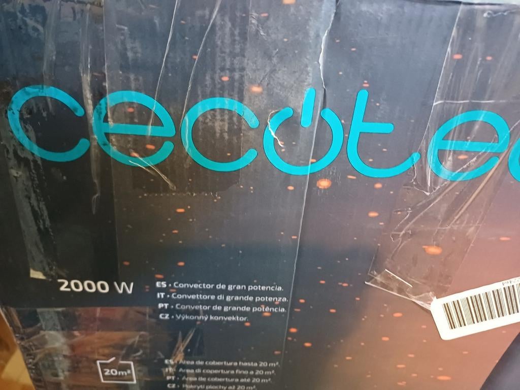 Nieuwe Cecotec elektrische kachel 2000W in doos, 30 tot 80 cm, Minder dan 60 cm, Ophalen of Verzenden, 800 watt of meer