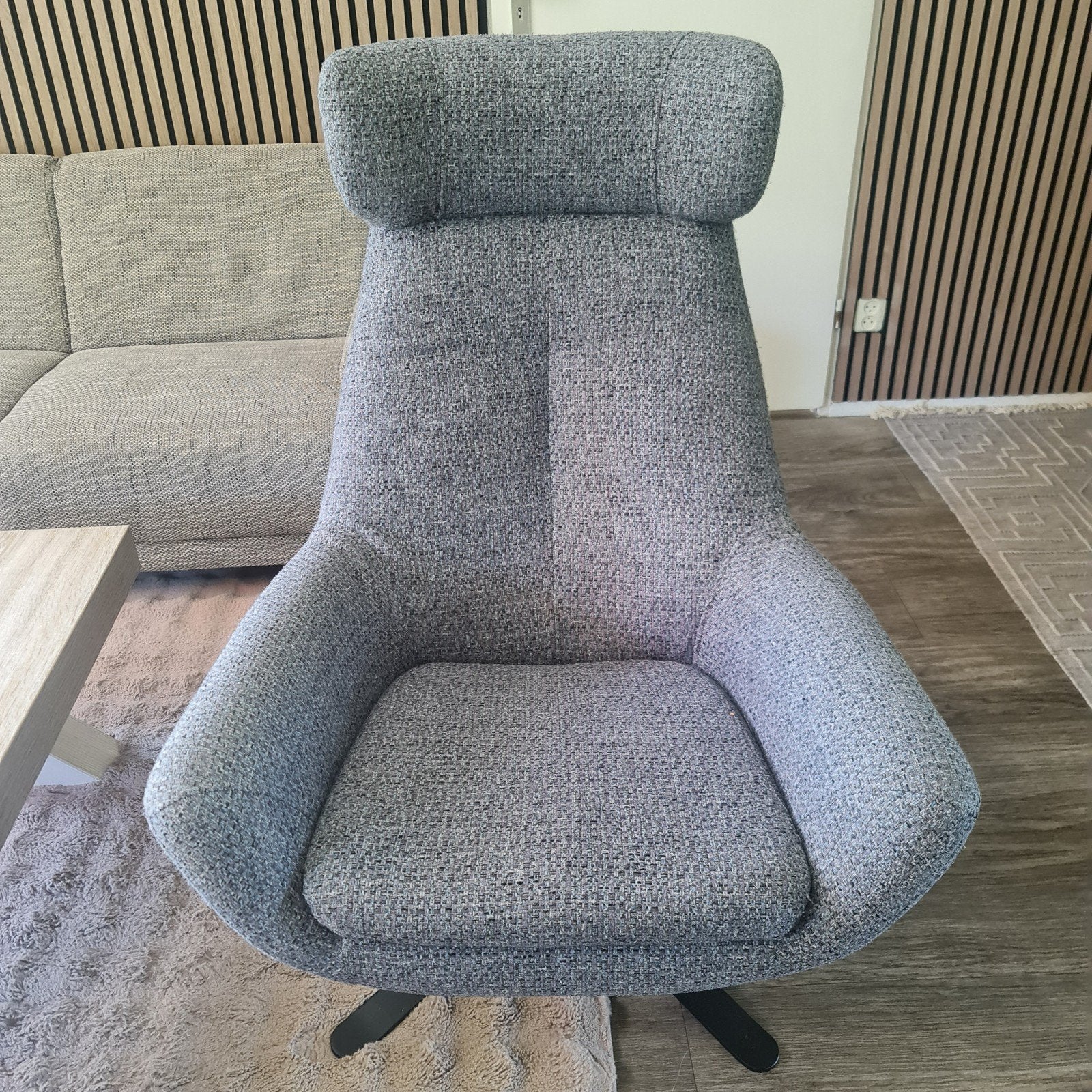 Montèl Draaistoel - Comfortabel en Stijlvol, Huis en Inrichting, Fauteuils, Ophalen, 75 tot 100 cm, Zo goed als nieuw, 75 tot 100 cm