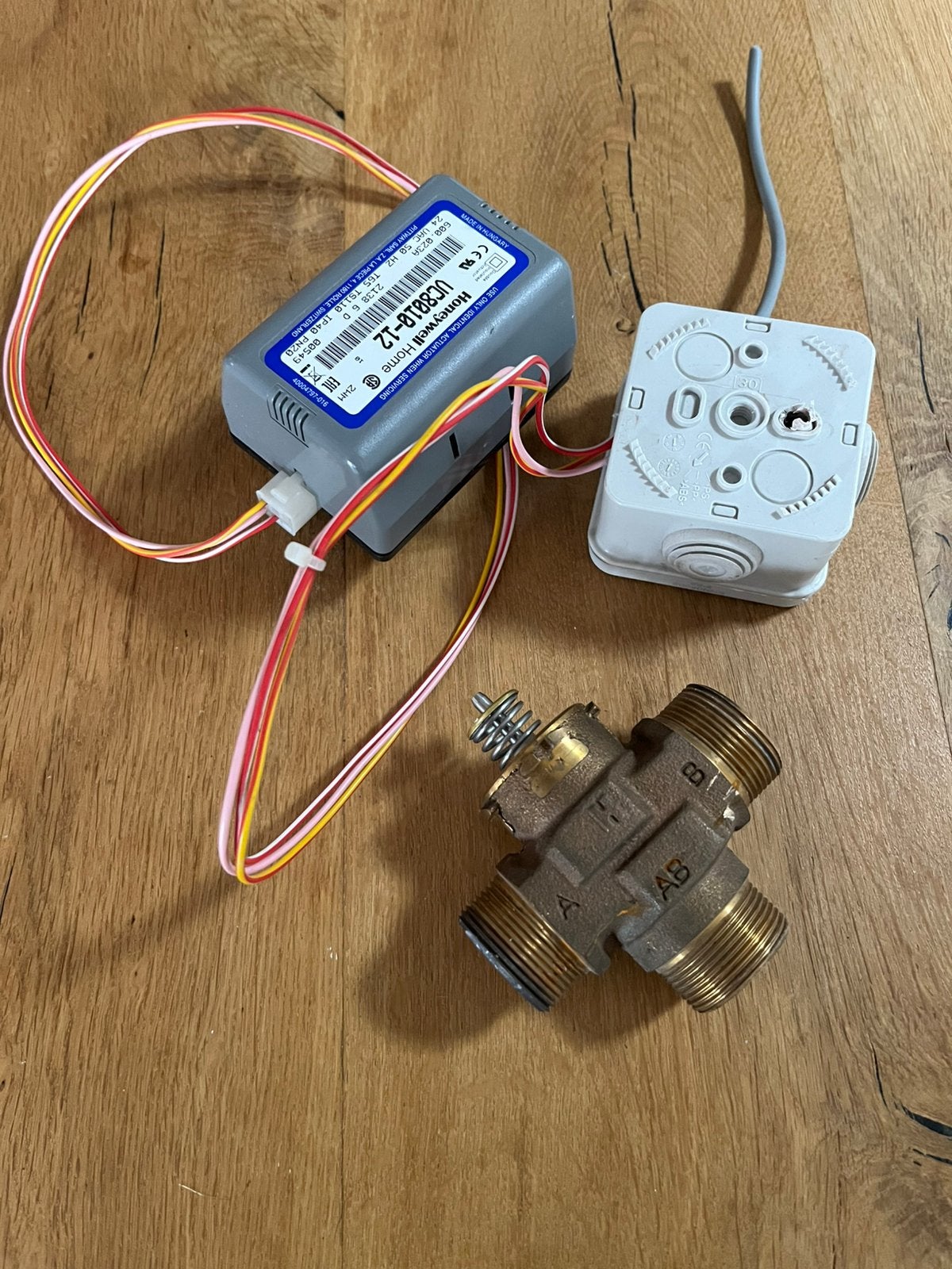 Honeywell driewegklep, Ophalen of Verzenden, Gebruikt