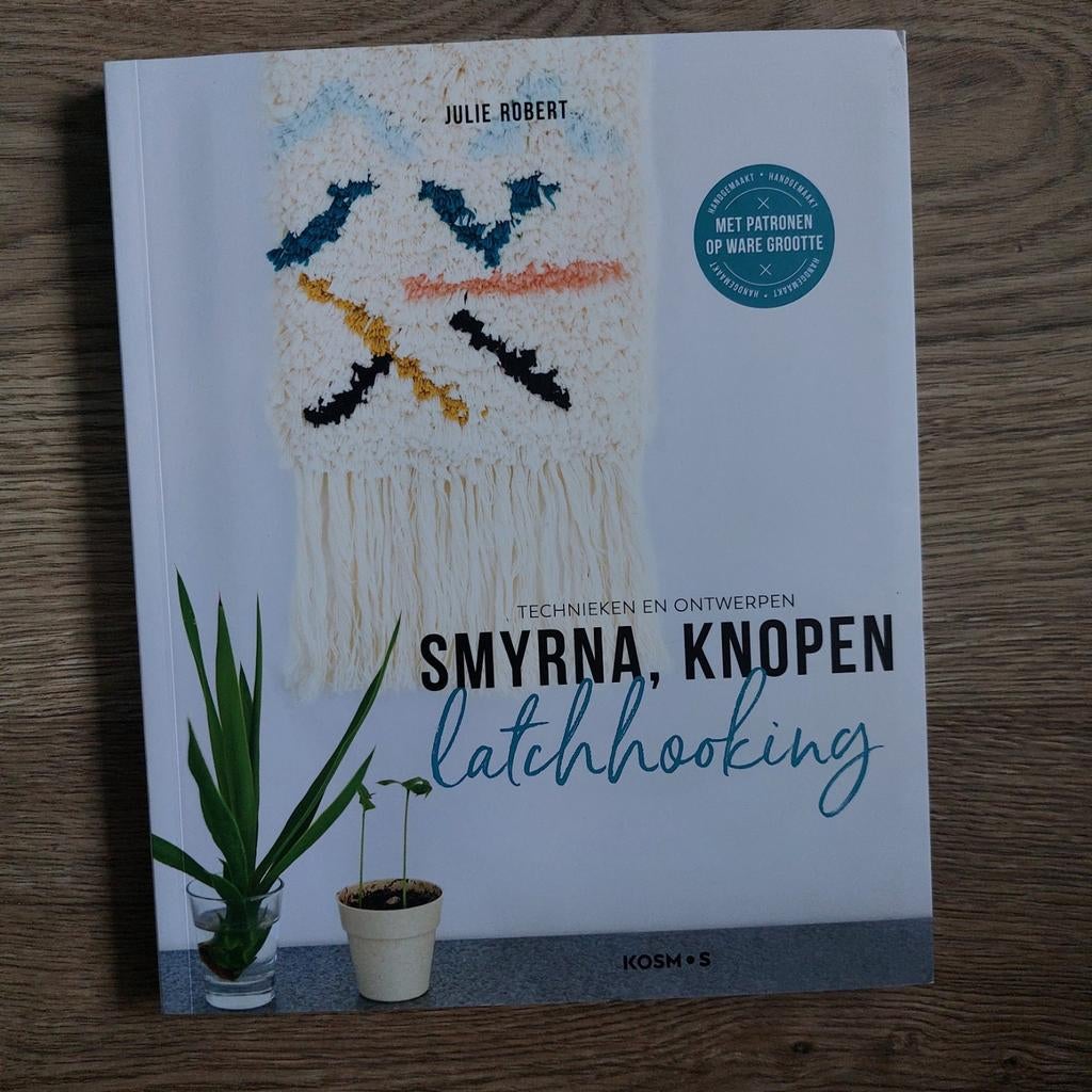 Leer Smyrna knopen en latchhooking met dit boek van Julie, Ophalen of Verzenden, Nieuw