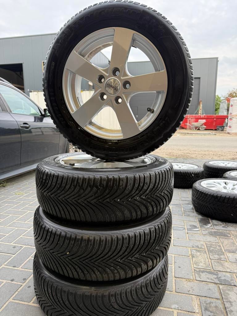 Lichtmetalen velgen Niro, Kona, Corolla Michelin winterset, Auto-onderdelen, Banden en Velgen, Ophalen, 16 inch, Banden en Velgen