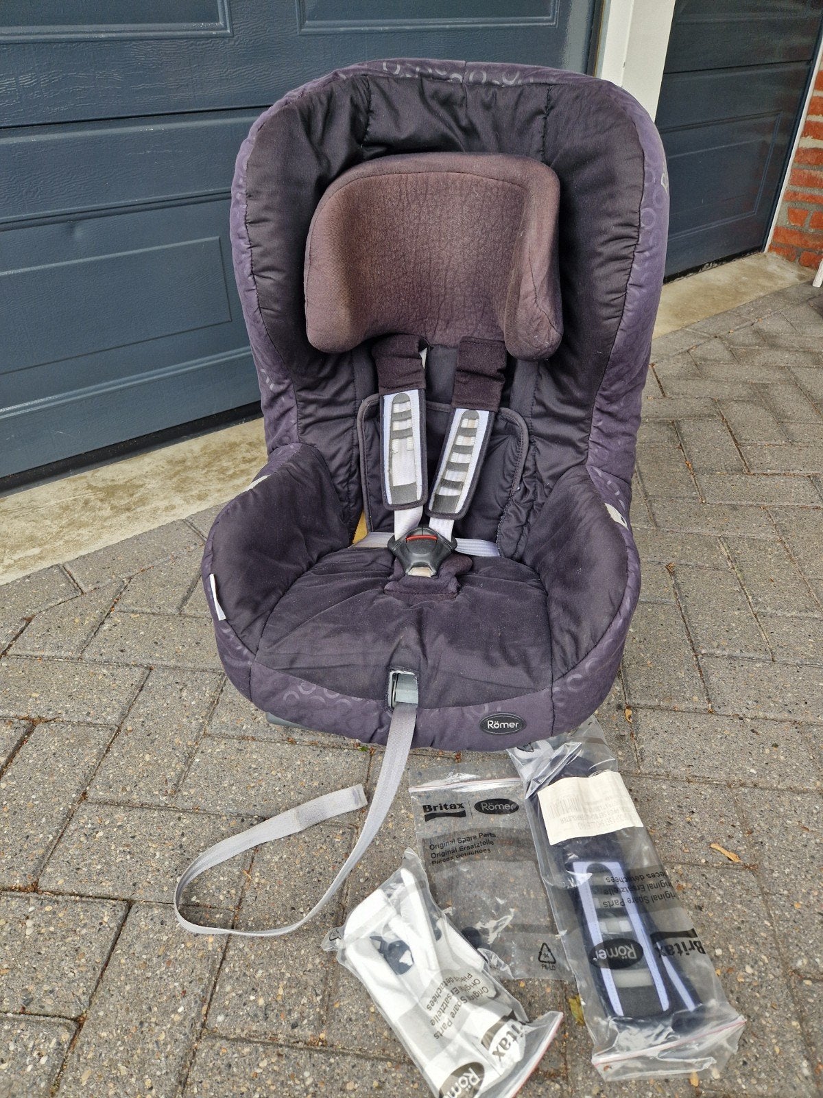 Kinderzitje Römer voor in de auto gebruikt, Kinderen en Baby's, Autostoeltjes, Ophalen, Romer, Verstelbare rugleuning, 9 t/m 18 kg