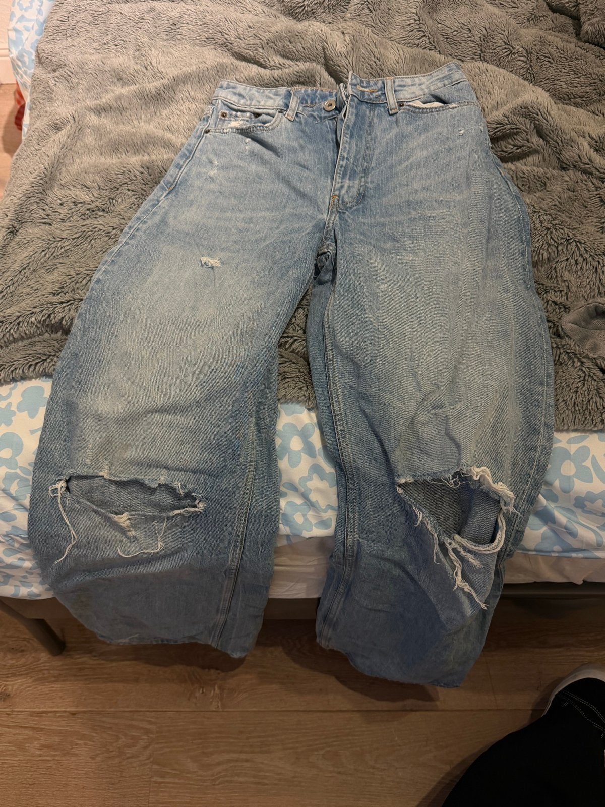 Zara Wide Leg Jeans met scheuren - Maat 34, Verzenden, Gedragen, Blauw, W27 (confectie 34) of kleiner