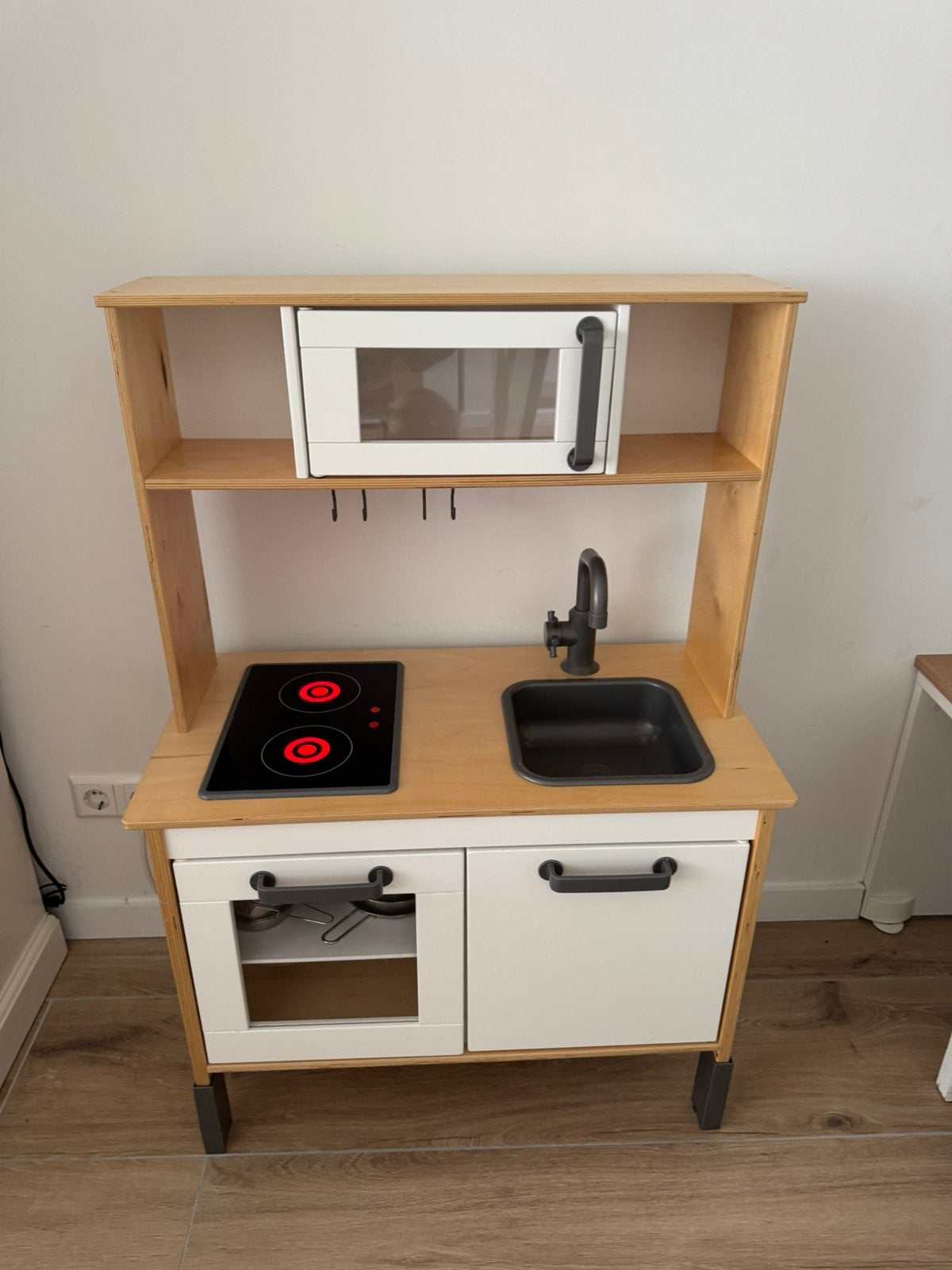 IKEA Duktig speelkeuken,, Kinderen en Baby's, Kinderstoelen, Ophalen, Zo goed als nieuw, Meegroeistoel