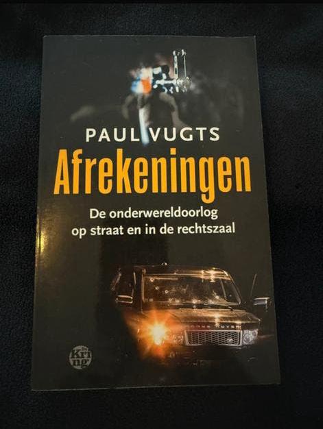 Afrekeningen - Paul Vugts: De onderwereldoorlog, Boeken, Ophalen of Verzenden, Zo goed als nieuw, Nederland