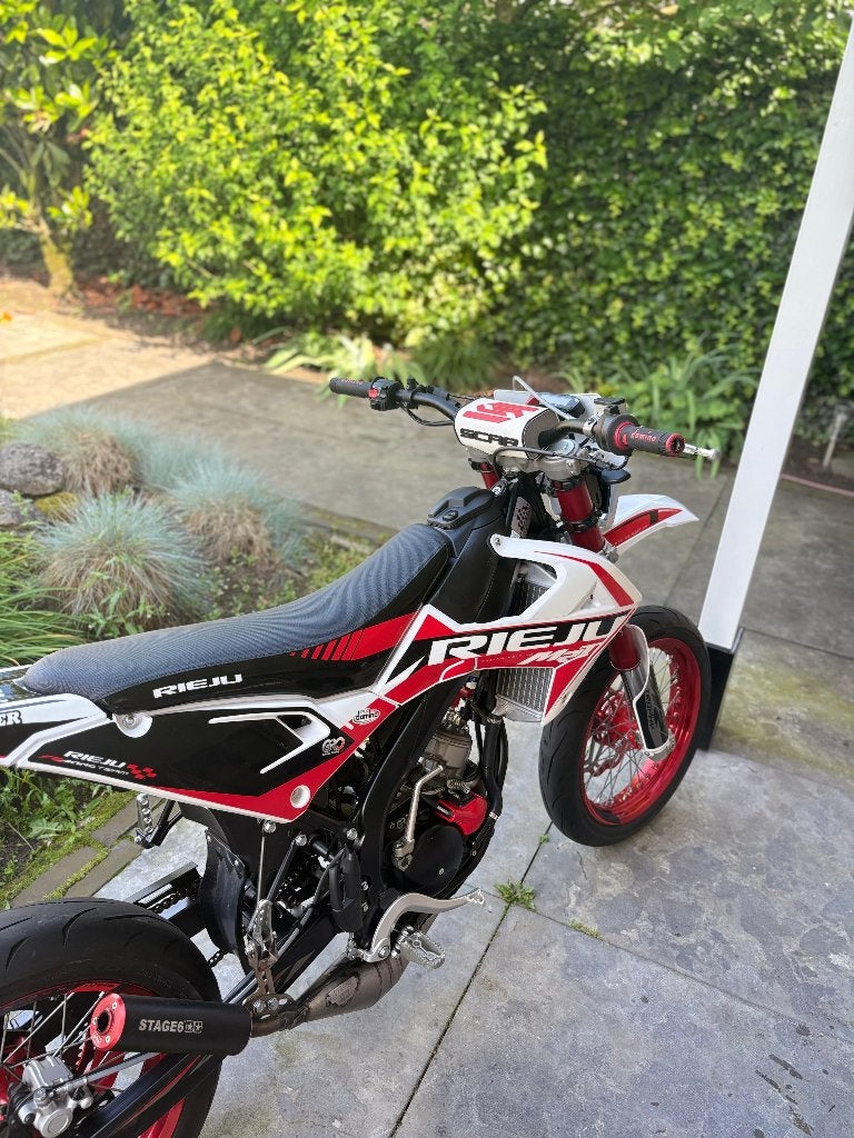 Rieju mrt trophy schakelbrommer, 6 versnellingen, Zo goed als nieuw, 50 cc, Ophalen