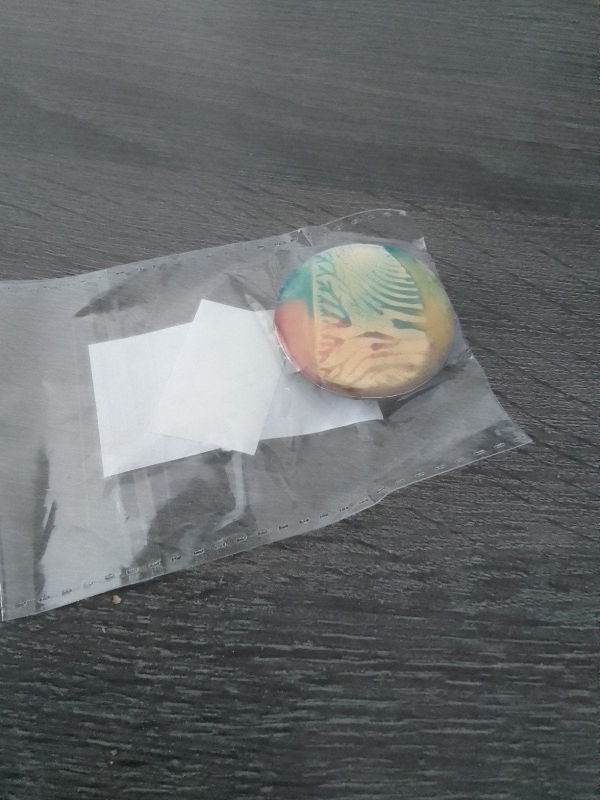 Kleurrijke Broche met Abstract Design, Ophalen, Overige materialen, Overige kleuren, Minder dan 4 cm