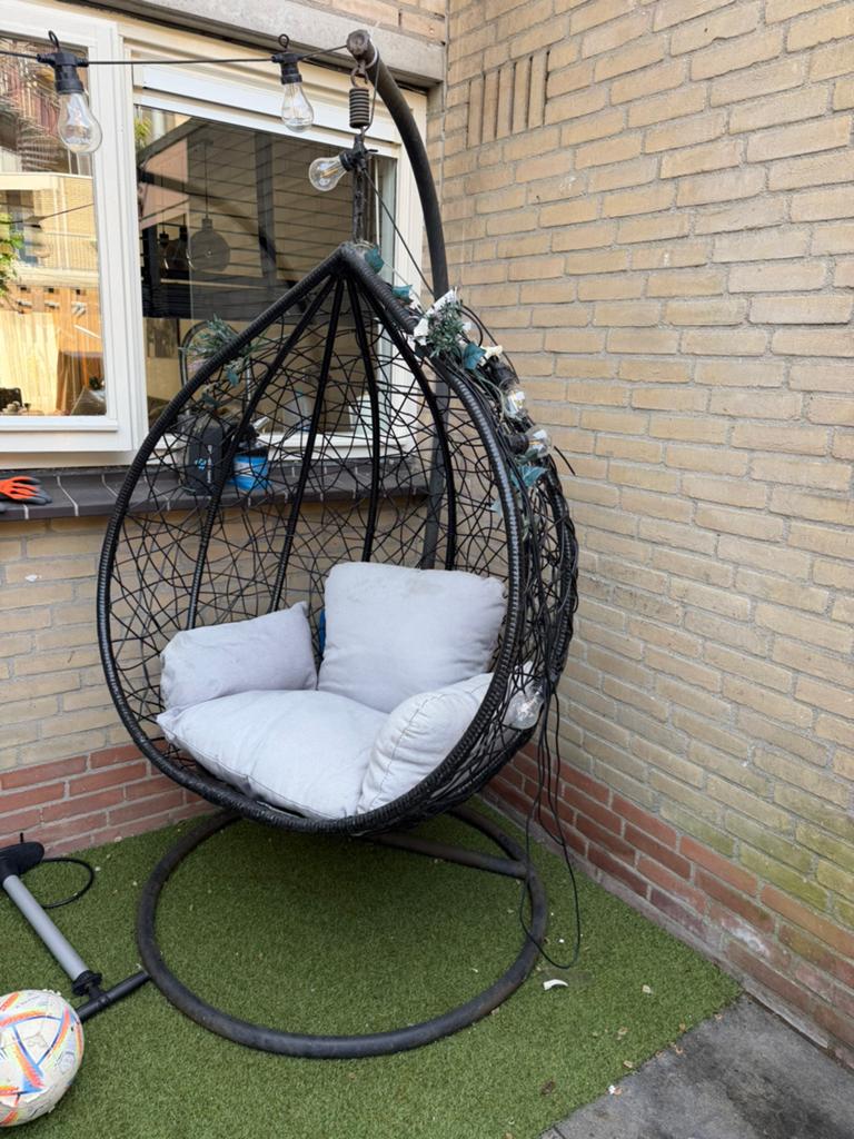 Hangstoel egg, Ophalen, Gebruikt