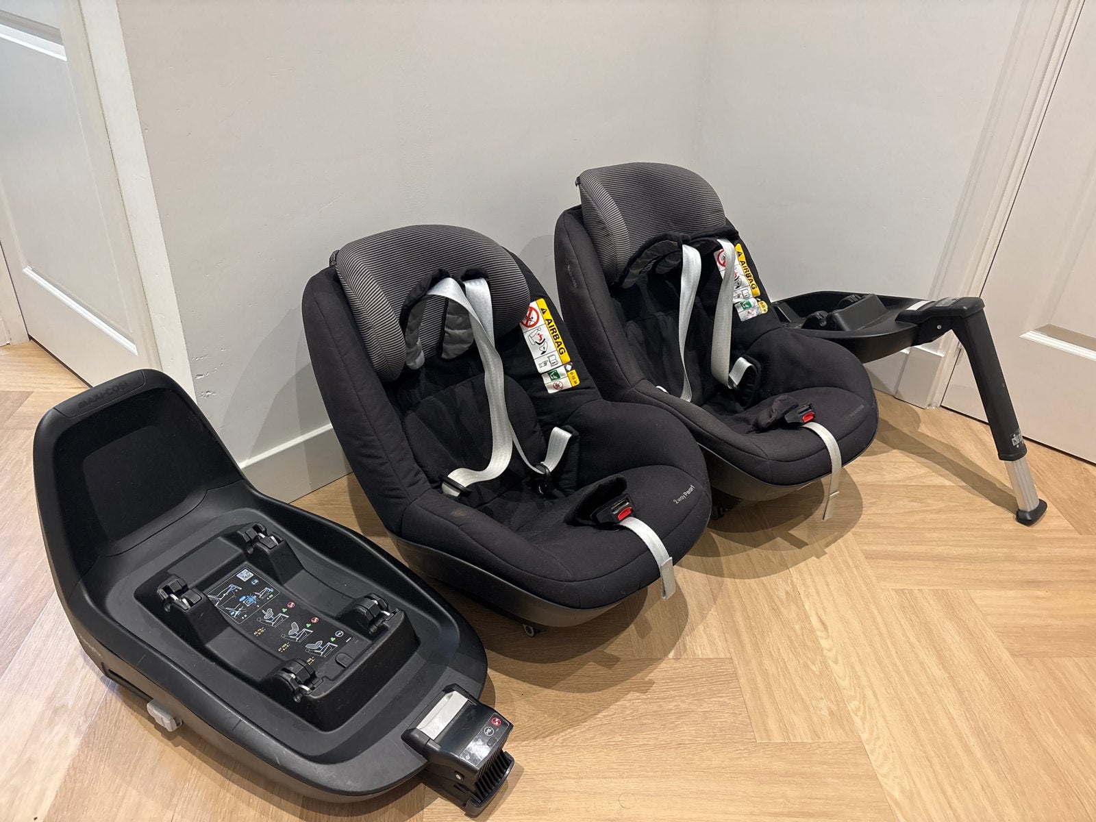 Maxi-Cosi 2wayPearl autostoelen incl 2wayFix base, Ophalen, Gebruikt, Verstelbare rugleuning, 9 t/m 18 kg