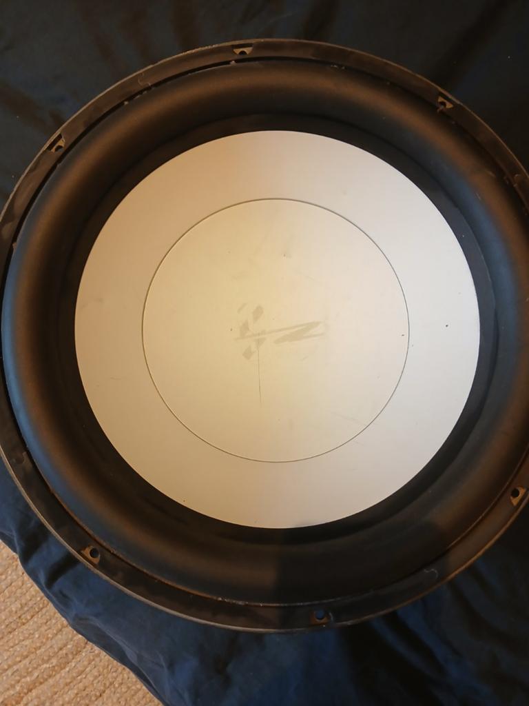 Subwoofer, Auto diversen, Autospeakers, Ophalen of Verzenden