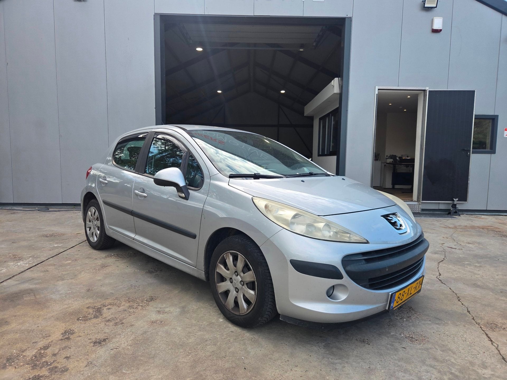 Peugeot 207 1.4 VTi XR, Auto's, Peugeot, Voorwielaandrijving, Stof, Zwart, 4 cilinders