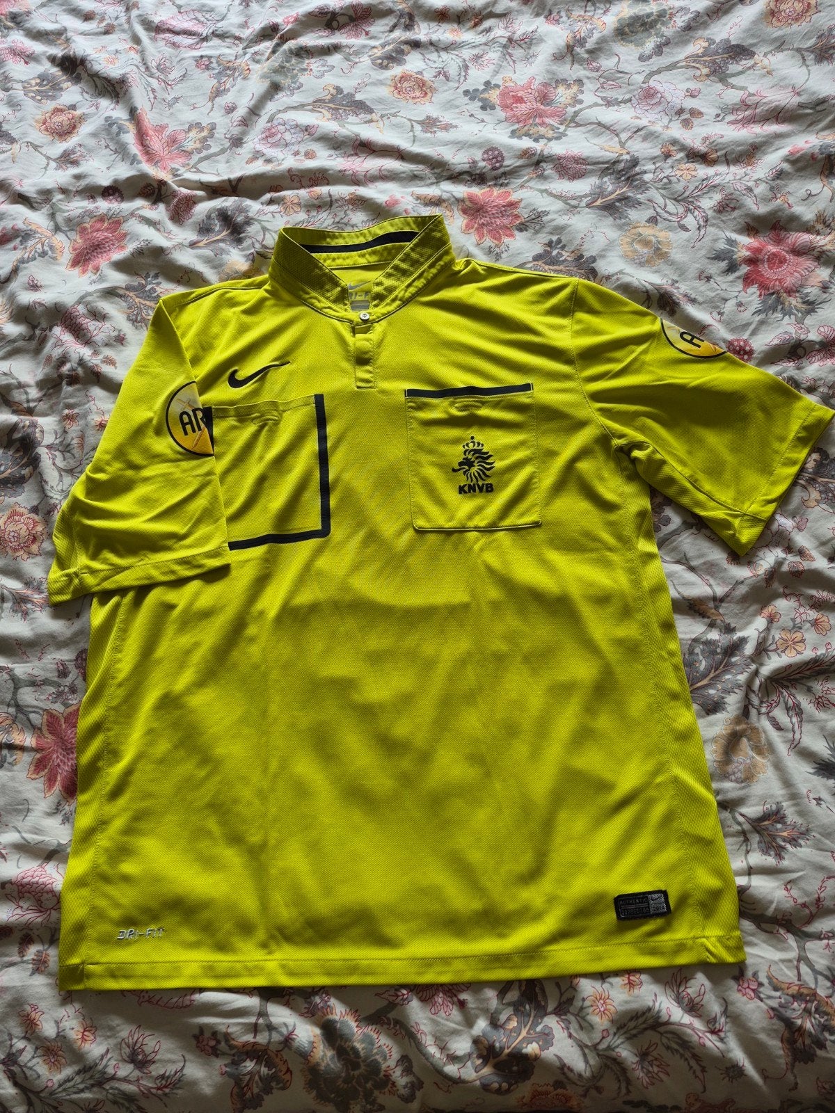 KNVB Scheidsrechter Shirt - Geel, Maat XL, Ophalen of Verzenden, Zo goed als nieuw, Shirt