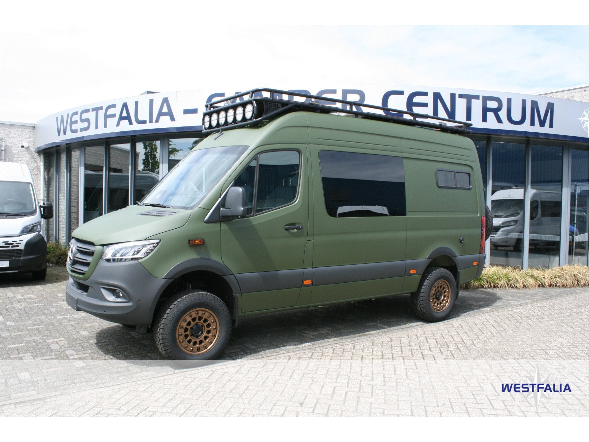 Mercedes-Benz Sprinter 319 CDI 4x4 X-Innova (bj 2026), Caravans en Kamperen, Campers, Automaat, Buscamper of Camperbus, Airbags