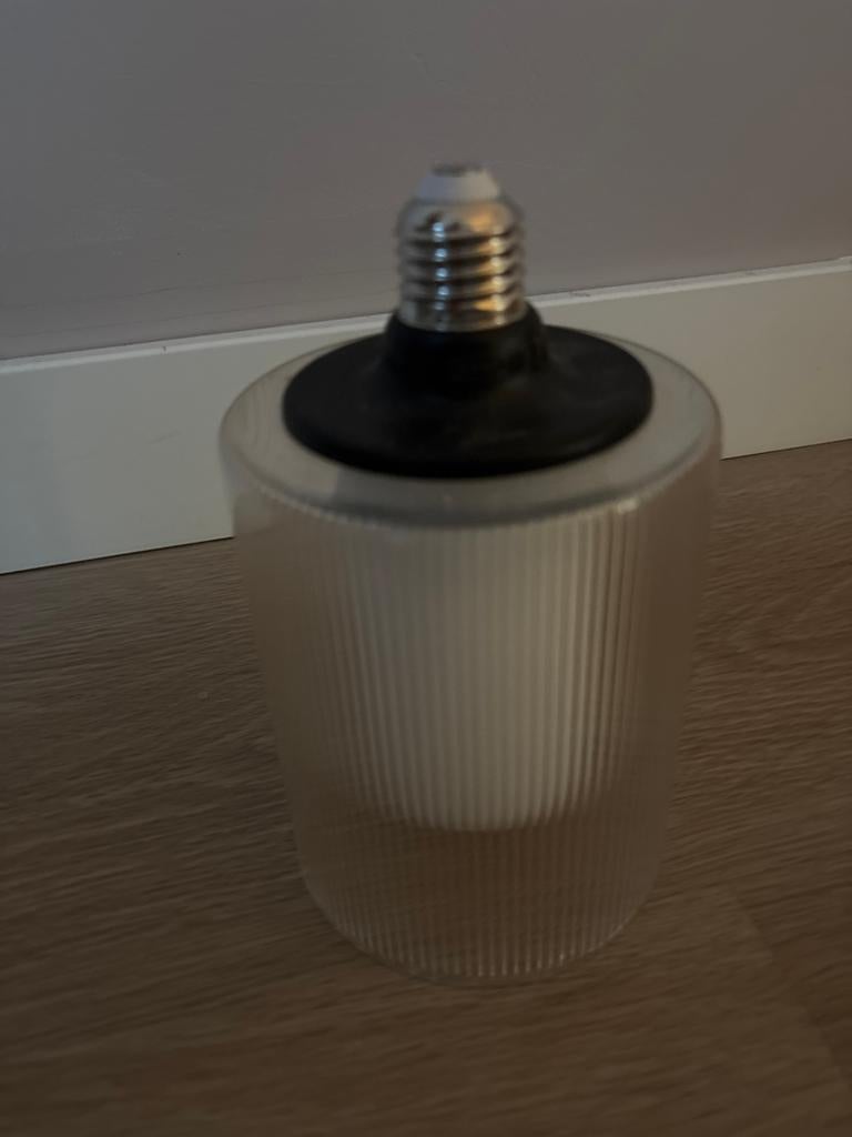 Lichtbron en lamp in één, Ophalen, Zo goed als nieuw