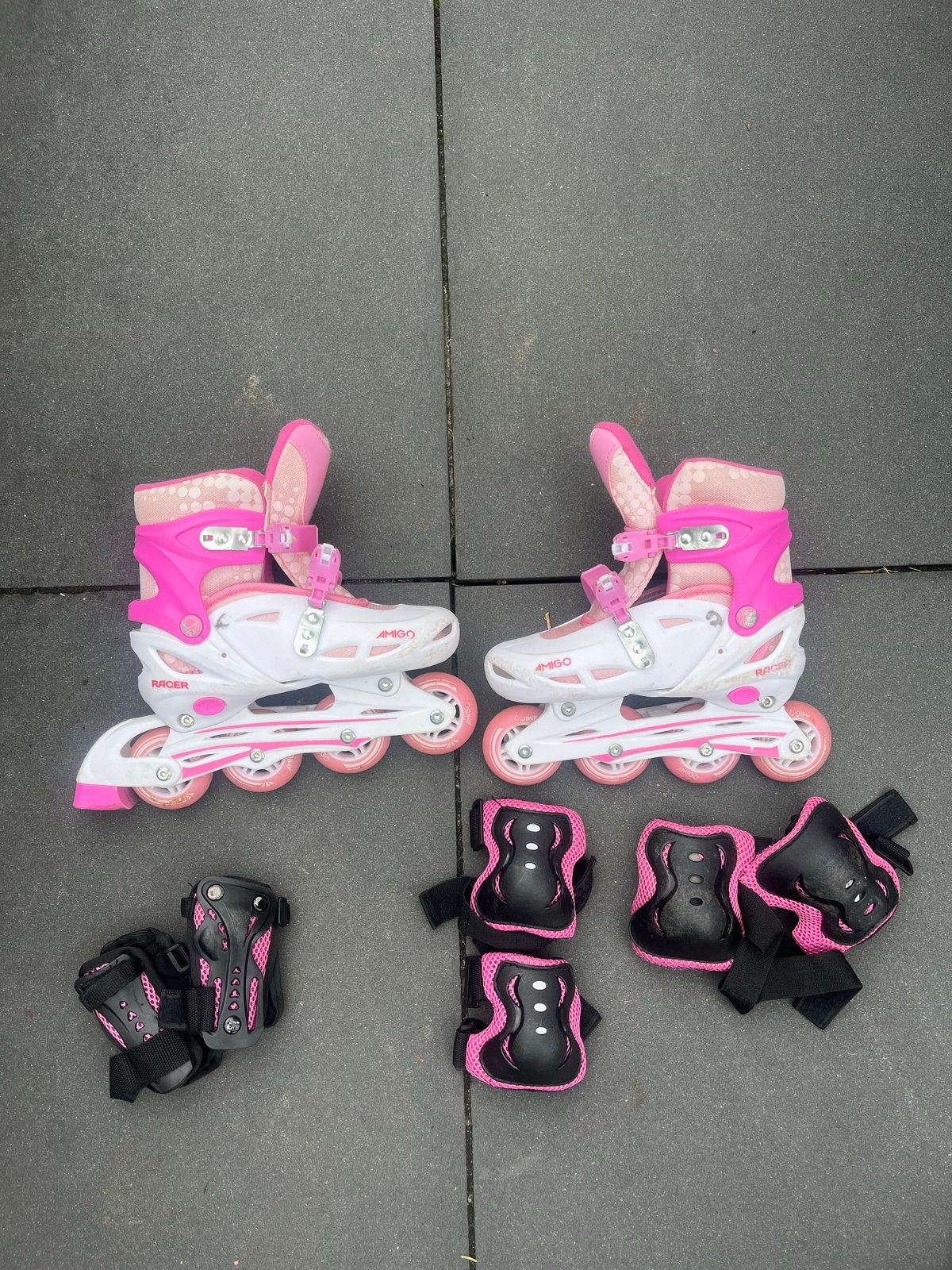 Amigo roze skeelers maat 34-37 met bescherming, Overige merken, Kinderen, Ophalen of Verzenden, Inline skates 4 wielen