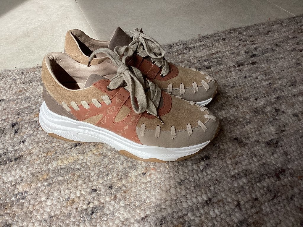 Cha leren Sneakers, Kleding | Dames, Schoenen, Ophalen, Beige, Sneakers of Gympen, Gedragen