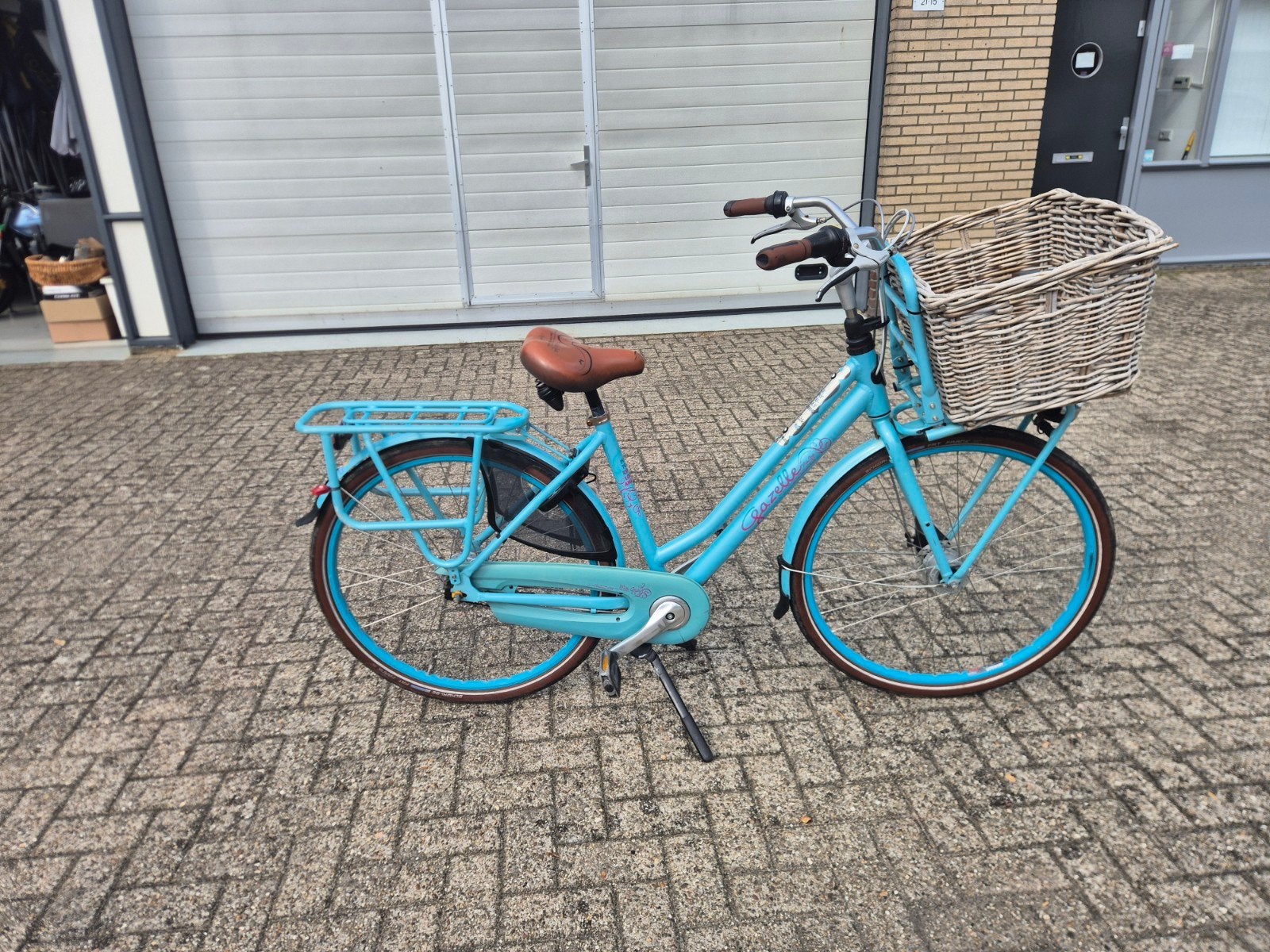 Gazelle Miss Grace damesfiets met mandje, Ophalen, Gebruikt, Velgrem, (Extra) lage instap