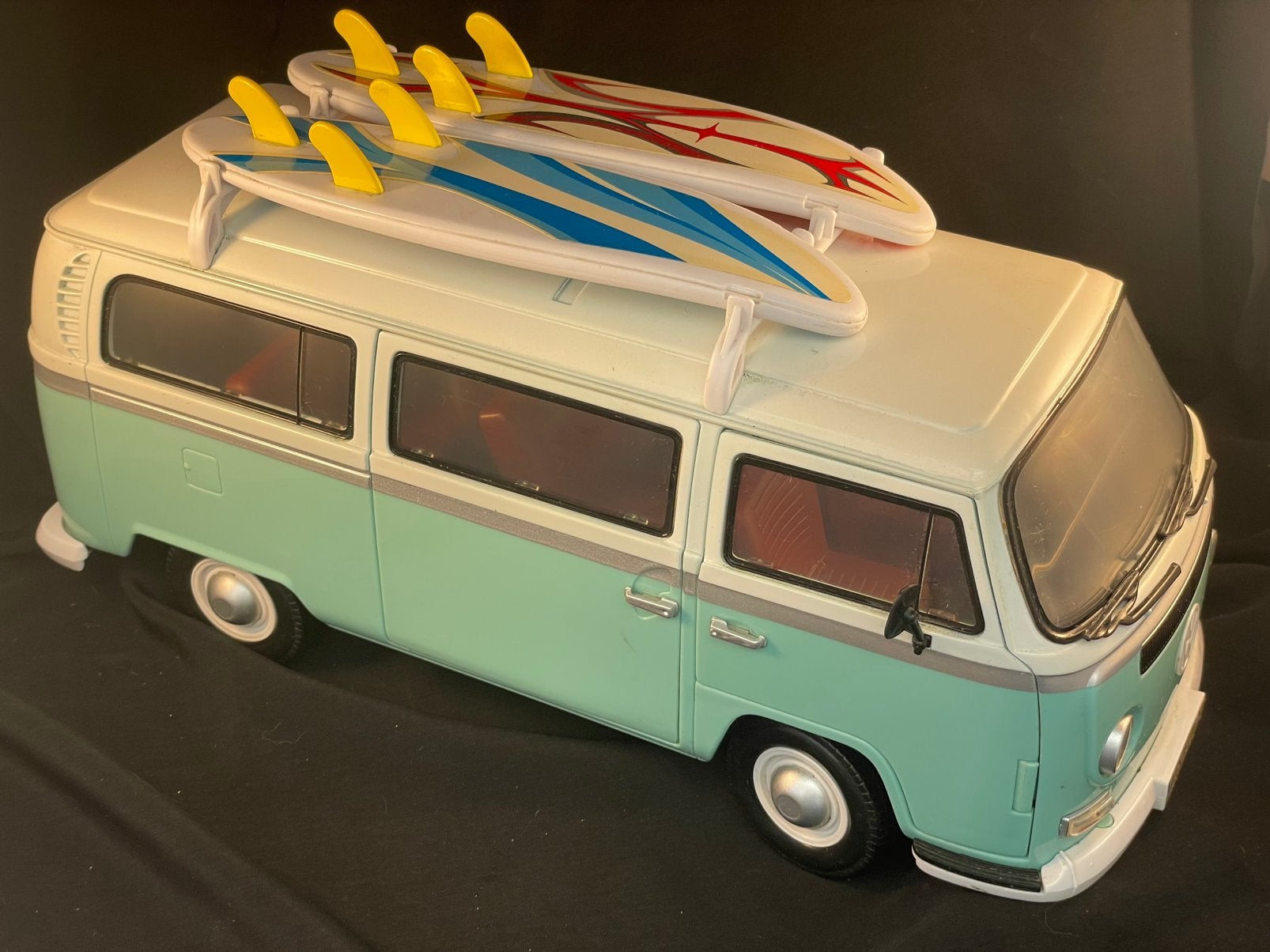 Volkswagen bus T 2 surf van, Overige merken, Zo goed als nieuw, Dicky toys, Ophalen of Verzenden