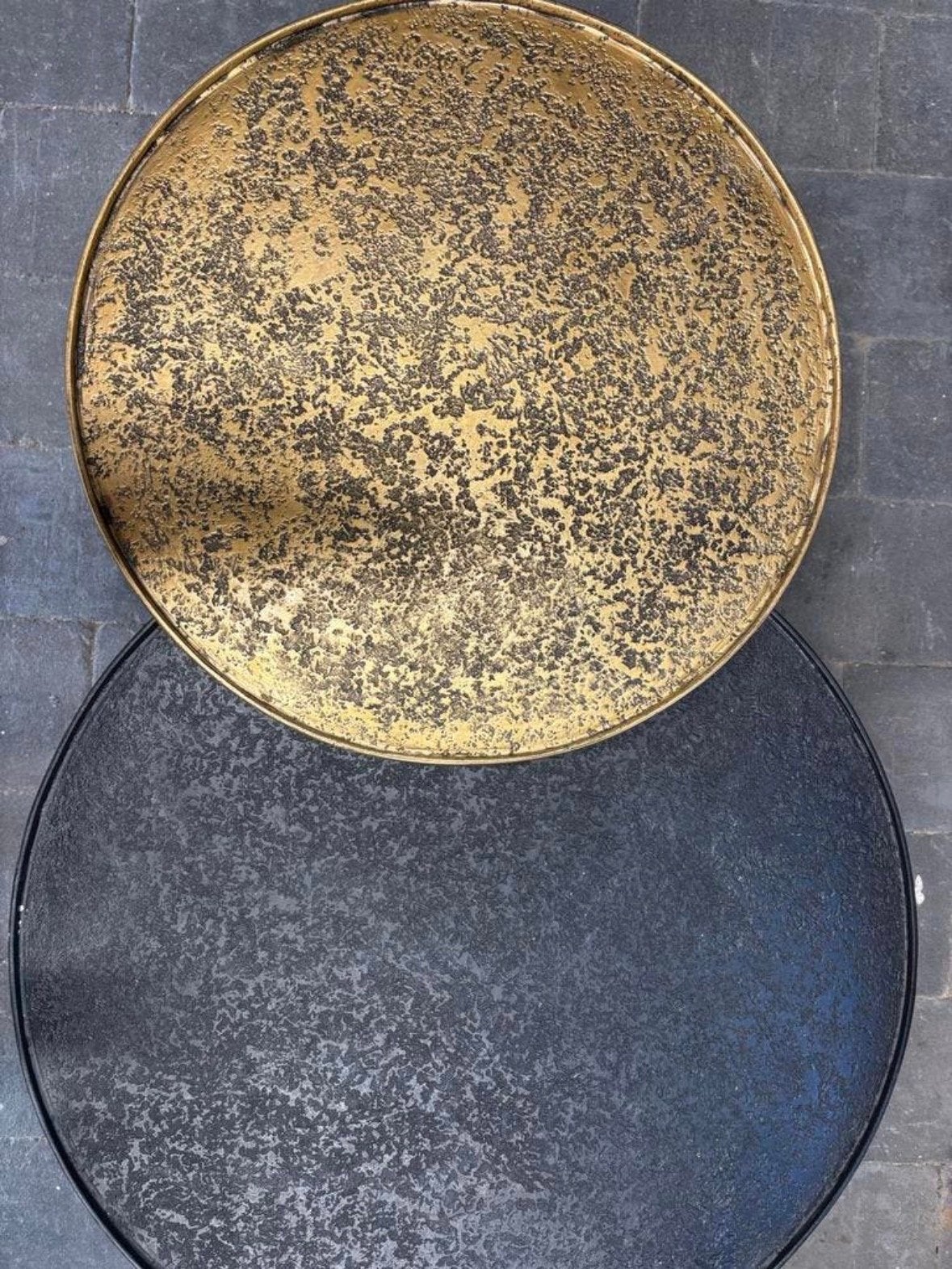 Set van 2 HUUS salontafels - Goud/Zwart met lichte beschadig, Huis en Inrichting, Tafels | Salontafels, Ophalen, Gebruikt, Rond