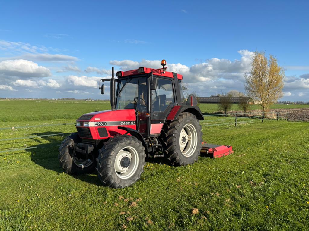 Case IH International 4230XL 40kmh, Ophalen, Gebruikt, Case IH, Tot 80 Pk