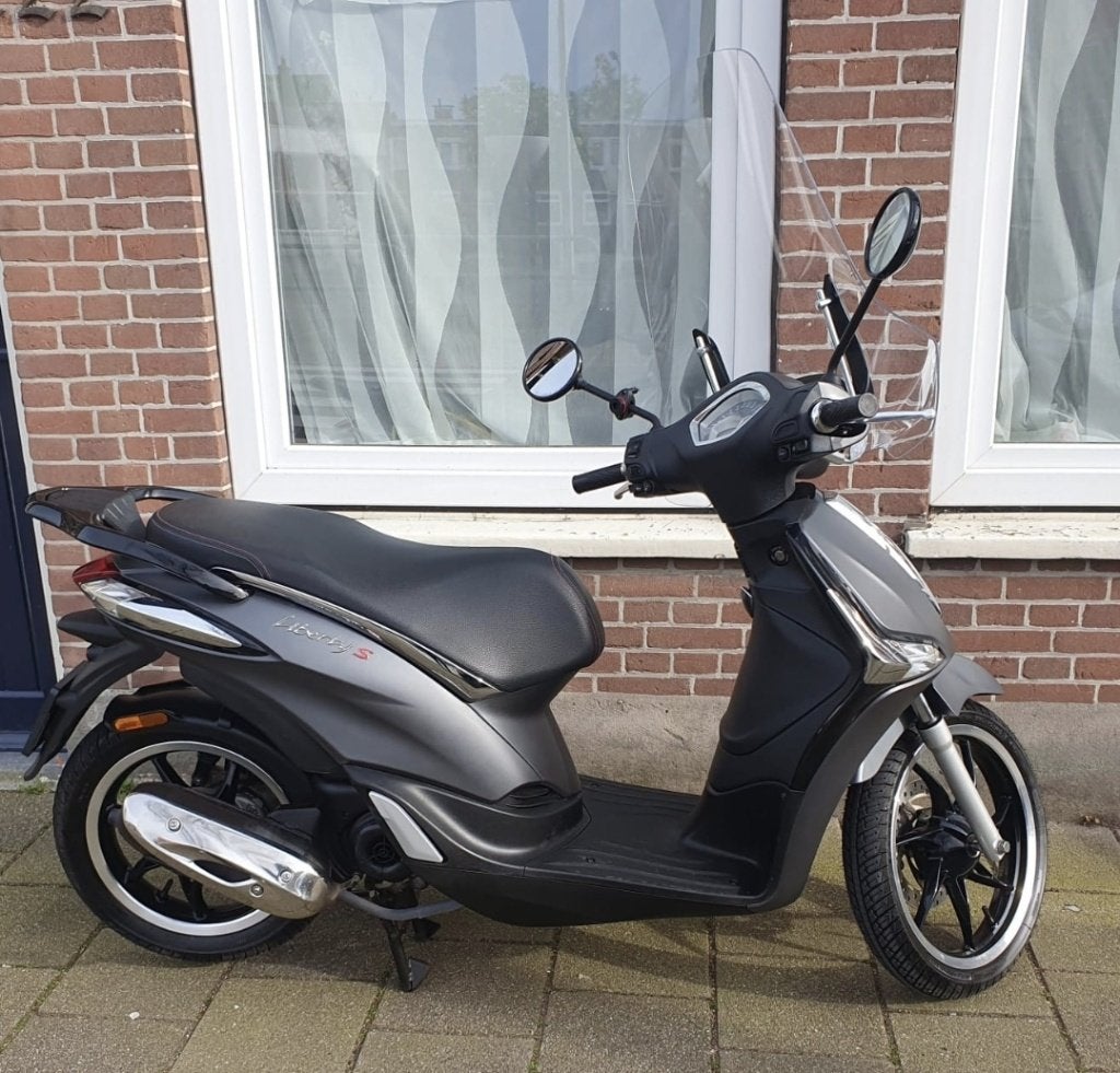 Piaggio Liberty S, Ophalen, Piaggio, Gebruikt, Benzine