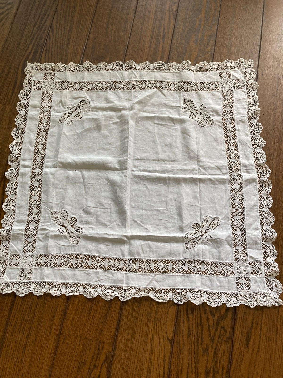 Kanten kleed, Ophalen of Verzenden