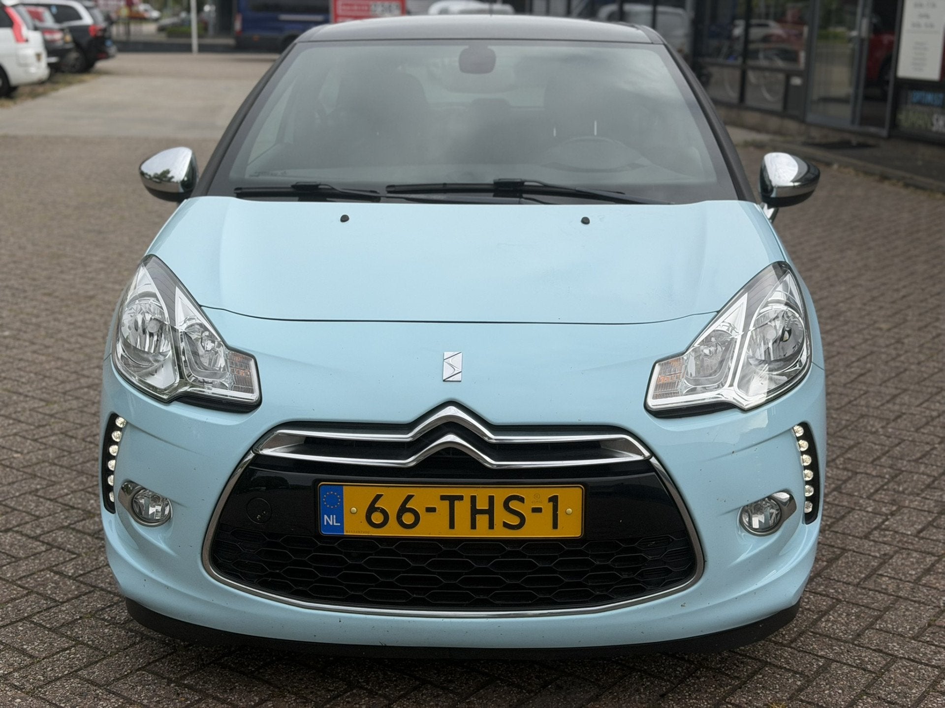 Citroën DS3 1.6 e-HDi So Chic (bj 2012), Auto's, Voorwielaandrijving, Euro 5, 28 km/l, Gebruikt