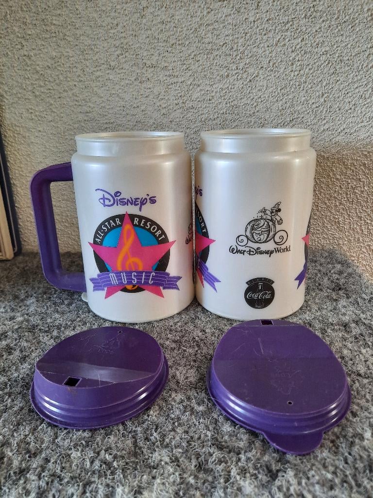 disney warmhoudbekers 2x music resort disney amerika, Verzamelen, Disney, Gebruikt, Overige typen, Overige figuren, Ophalen of Verzenden